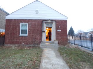 5841 S Tripp Ave, Chicago, IL