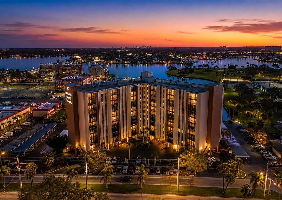 10355 Paradise Blvd #213