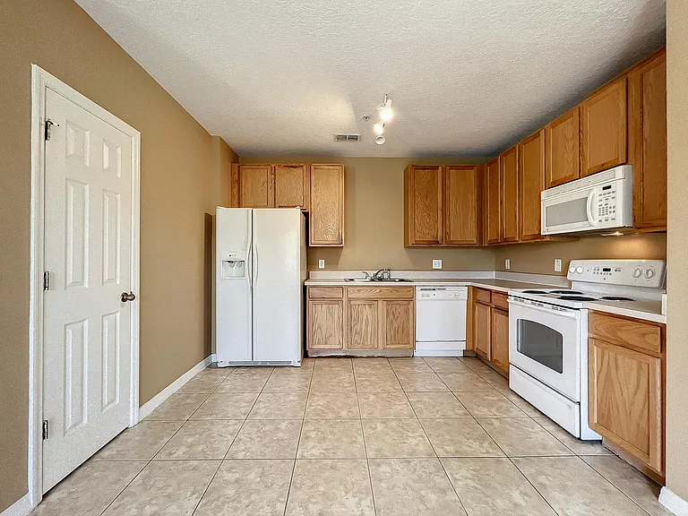 5597 Gelato Dr — Photo 18