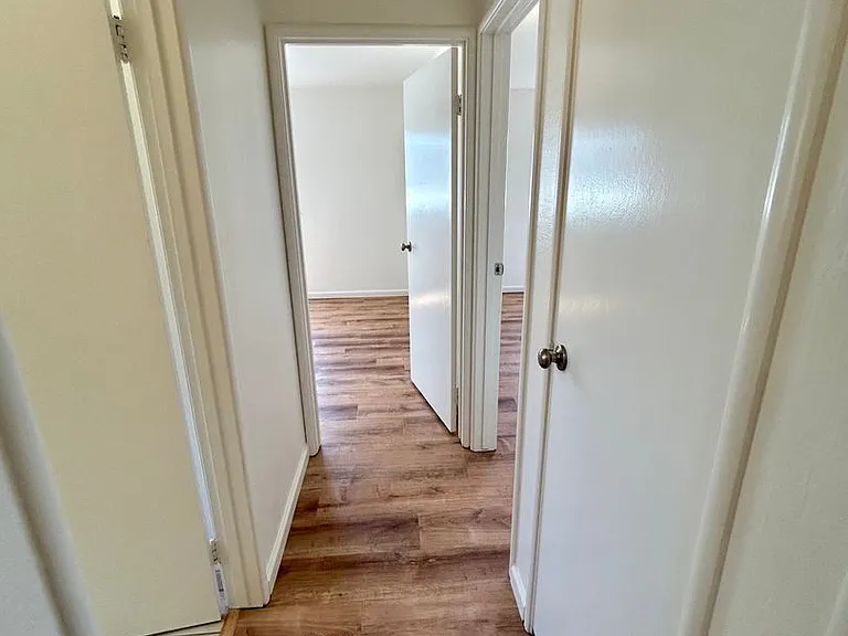 15380 Ruggles St — Photo 12