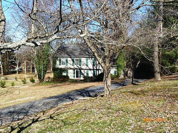 2nd image of 119 Brentwood Dr