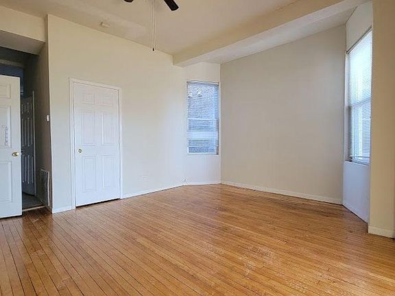 3rd image of 1545 N Talman Ave #1