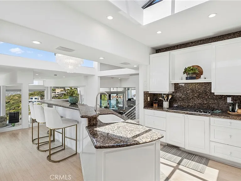 750 Alta Vis — Photo 12
