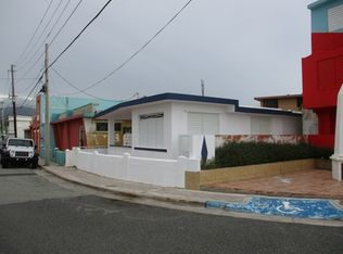 202 Calle Fernandez Garcia, Luquillo, PR 00773