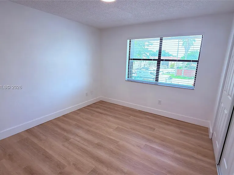 2735 W 66th St #2123 — Photo 18