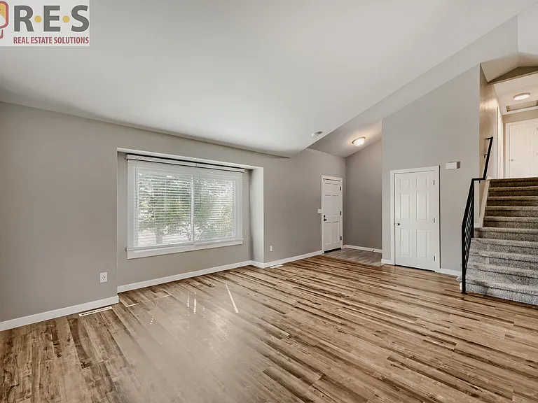 3669 S Gibralter Cir — Photo 2