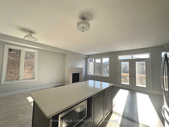 4th image of 30 Periwinkle Rd