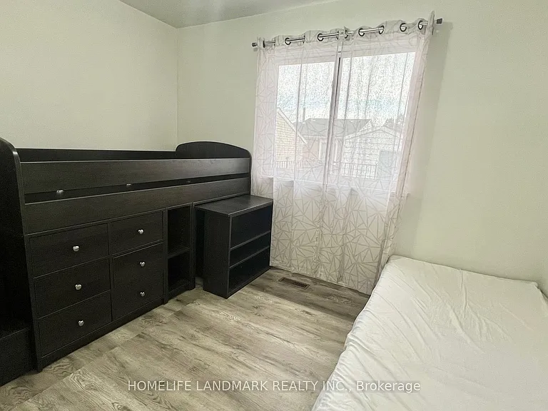 81 United Sq #MAIN FLOOR — Photo 9