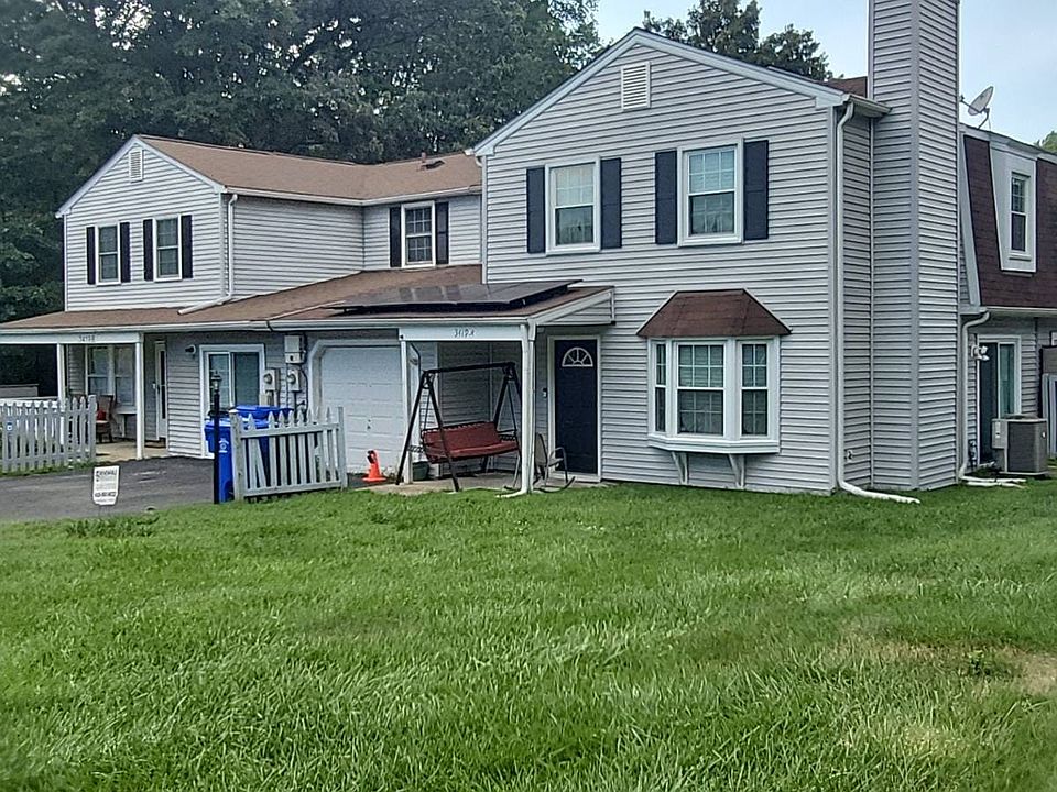 2nd image of 3419A Walnut Ct