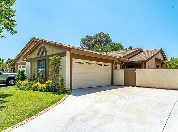 5th image of 26067 Viento Ct