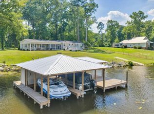 155 Phil Jones Sr Rd, Cobb, GA 31735