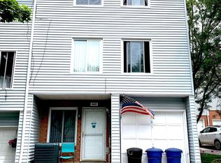 665 Ilyssa Way, Staten Island, NY 10312