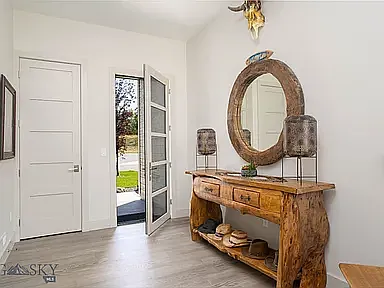 2 bed, 2255 sqft, $4,550 — Photo 4