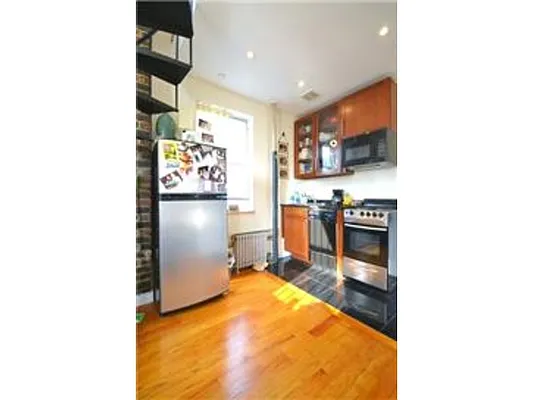 Rented by Aclawrence | media 33