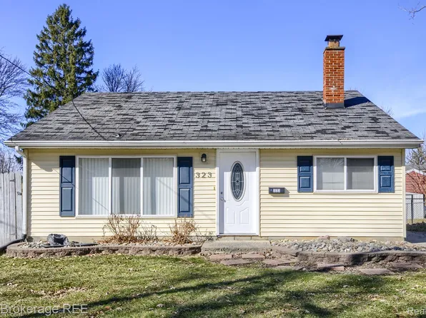 323 Beach St, Mount Morris, MI 48458