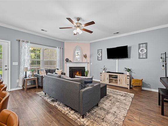 2nd image of 719 Camberwell Rd
