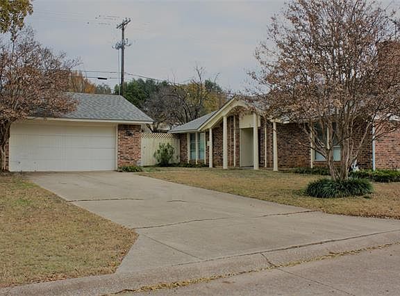 2nd image of 1101 Paluxy Ct