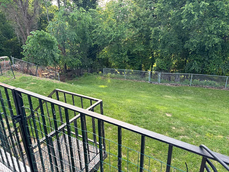 123 Danube Dr — Photo 5