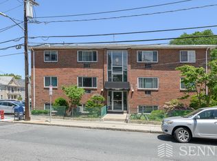 259 Summer St #11A, Somerville, MA 02143