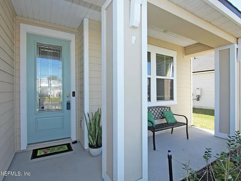 242 Silverleaf Village Dr — Photo 2