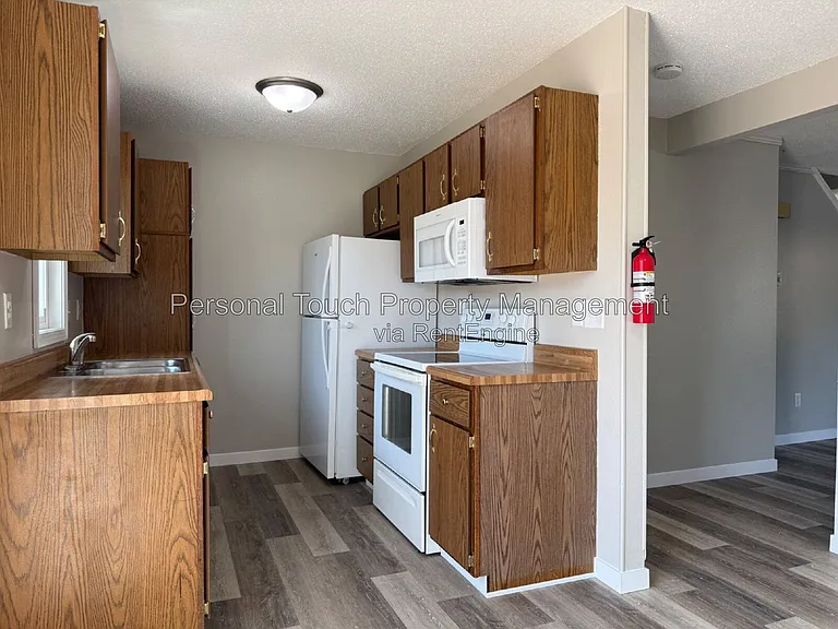 2143 2nd Ave E — Photo 11