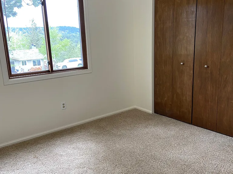 30599 Hilltop Dr #30599 — Photo 11