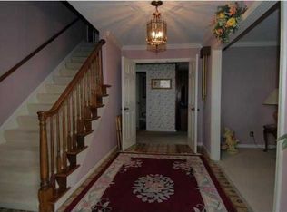 5709 Montfort Ln, Crestwood, KY 40014