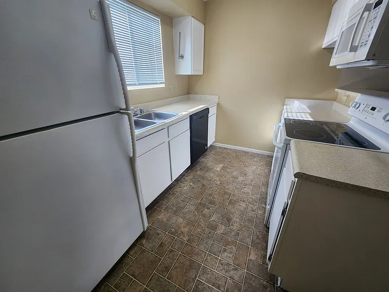 2750 S Durango Dr #1078 — Photo 7