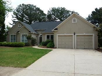 3rd image of 2056 Towne Lake Hls W