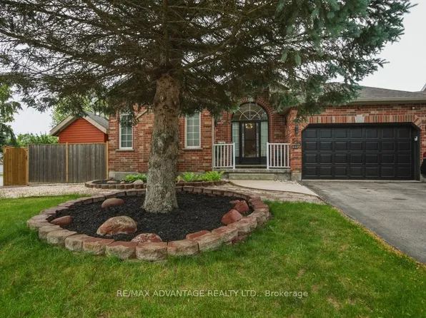 535 Thornwood Dr, London, ON N6H 5S4