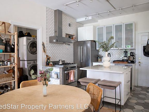 2nd image of 1036 N Winchester Ave #9332654