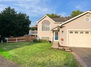 17604 Lorence Way, Eden Prairie, MN 55346