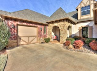 2709 Stetson Dr, Edmond, OK 73034