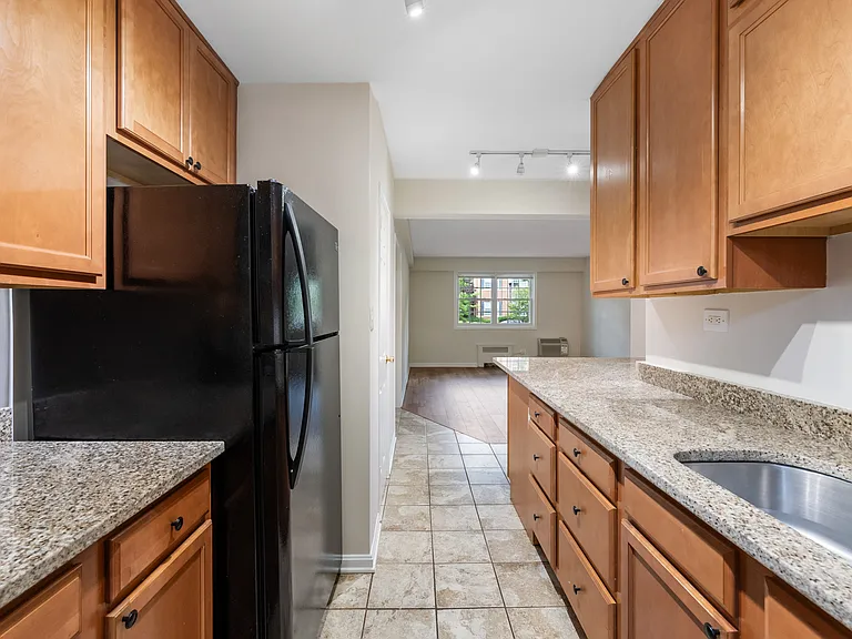 4402 N Pershing Dr #1 — Photo 6