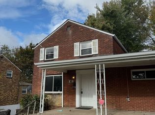 318 Penn Vista Dr, Pittsburgh, PA 15235