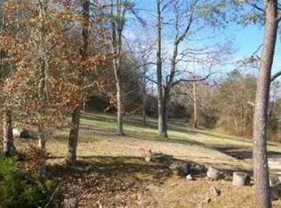 11 Northslope Dr, Milton, WV 25541