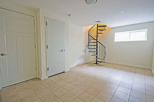 Rented by Level Group | media 12