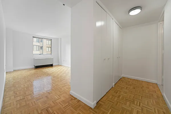 Rented by Park River | media 25