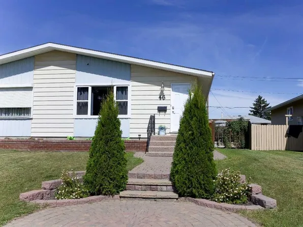 46 S Wells St, Red Deer, AB T4N 5Y3