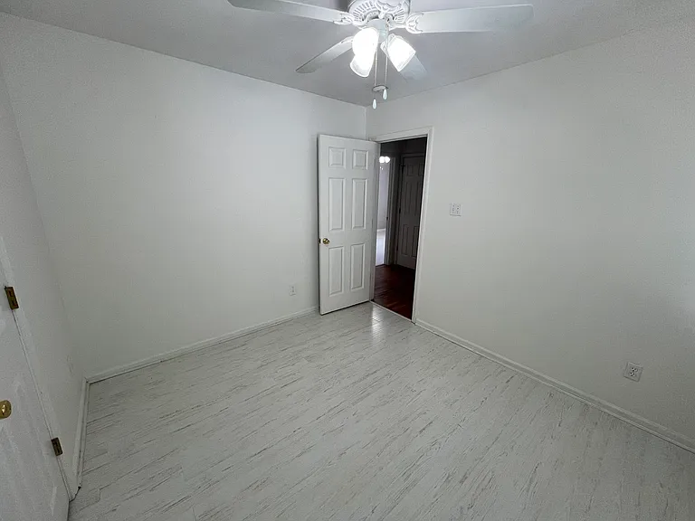 5608 C St — Photo 21