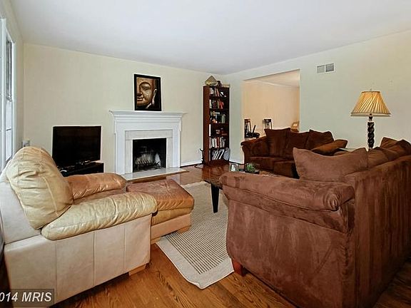 5th image of 6305 Mori St