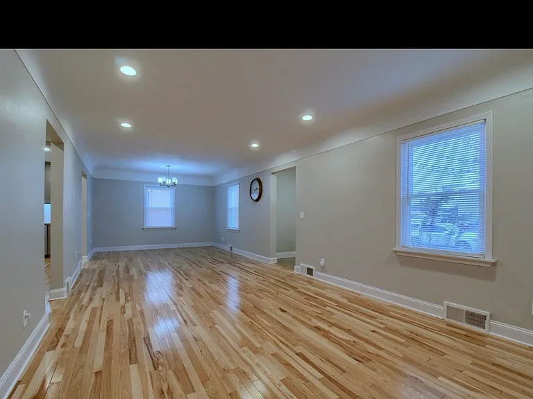 11610 Cardwell St — Photo 24