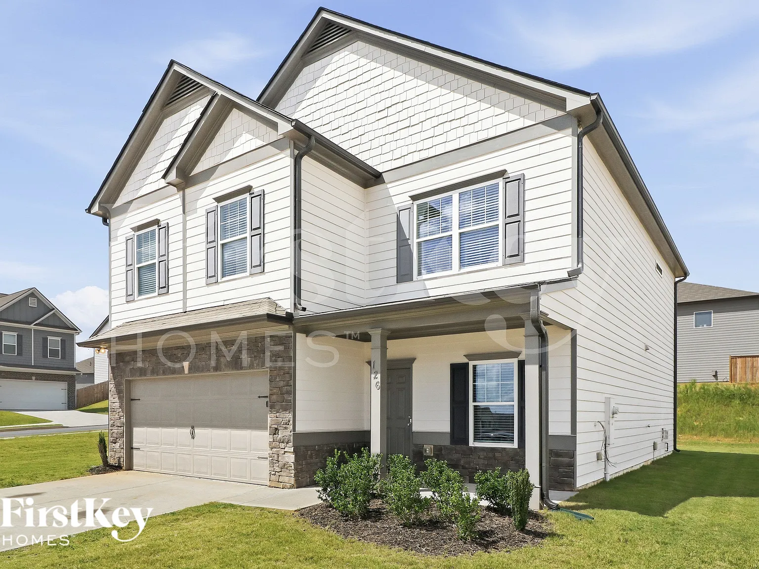 4 bed, 2.5 bath, 2572 sqft, $2,385 — Photo 2