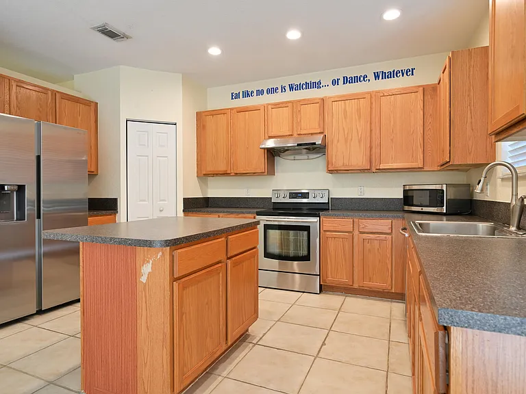 2789 S Evergreen Cir — Photo 3