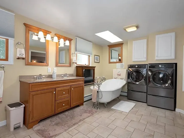 17 Hillside Ave — Photo 13