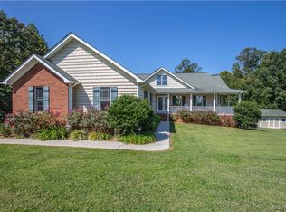 2331 Back Mountain Rd, Dillwyn, VA 23936