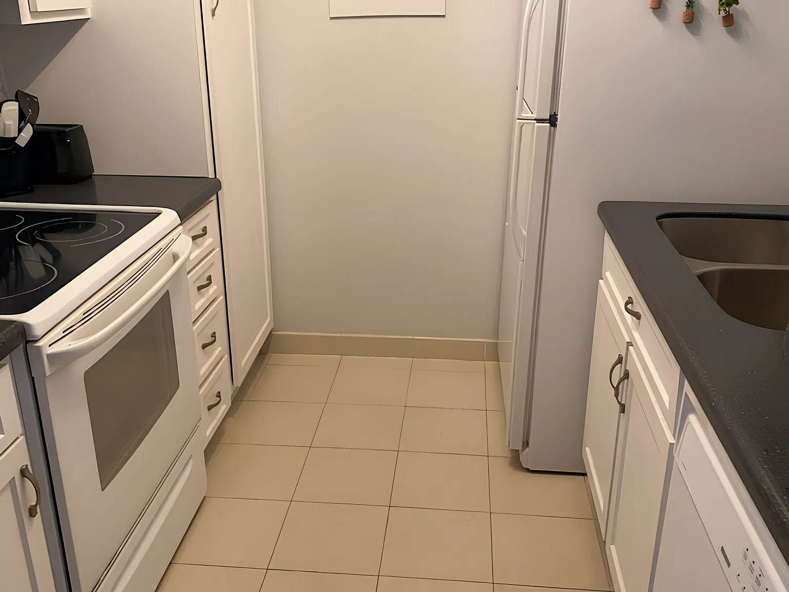 1 bed, 1.0 bath, 701 sqft, $2,624 — Photo 3