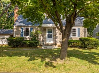61 Richmond Ave, West Haven, CT 06516