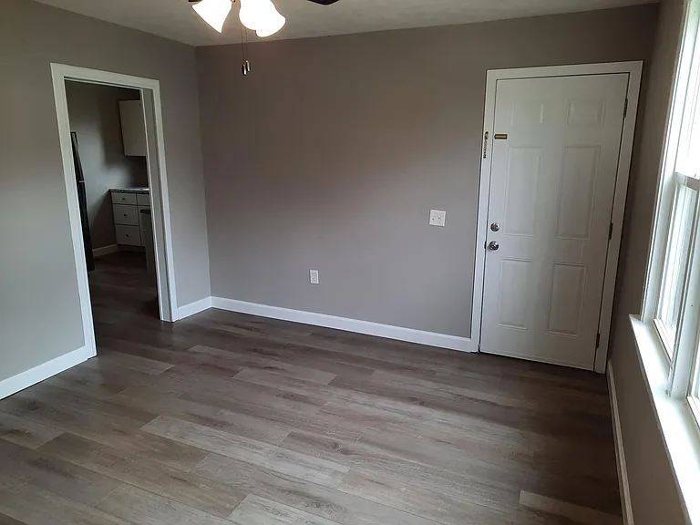 341 Park Ave #5 — Photo 6