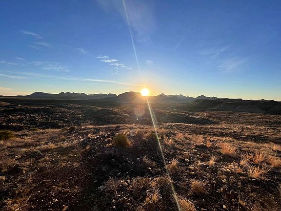 3rd image of 98G Antares Rd